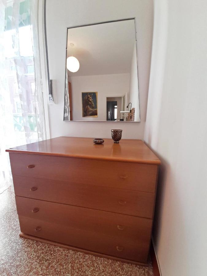 Cozy One Bedroom Close To Navigli And Tortona Apartamento *